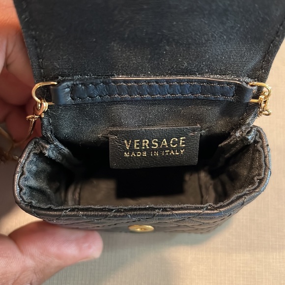 Versace AirPod Pro carrying case NWT - Picture 6 of 11
